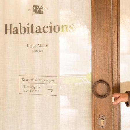Habitacions Plaça Major Santa Pau Exterior foto